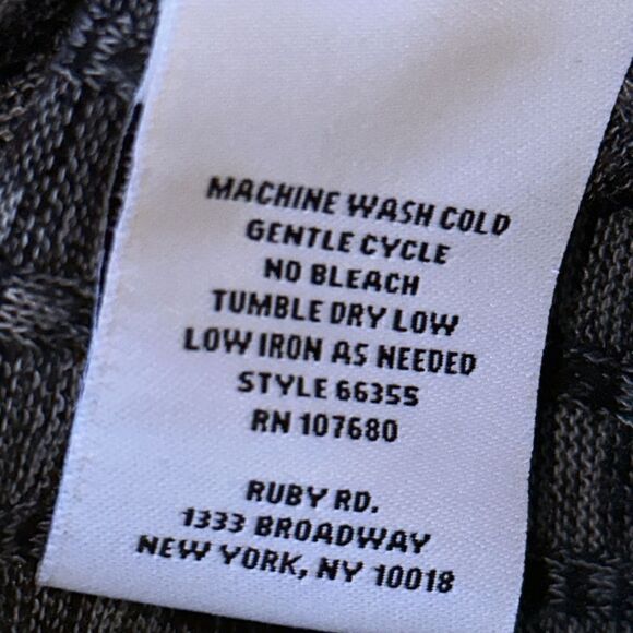 Ruby Rd. Petite Sweater! - Picture 9 of 11